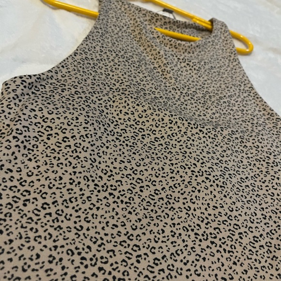 pattern bodysuit - Picture 2 of 3
